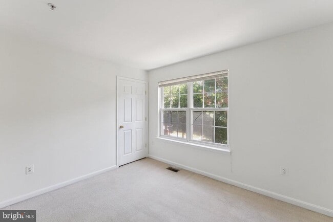 Building Photo - 11892 Breton Ct