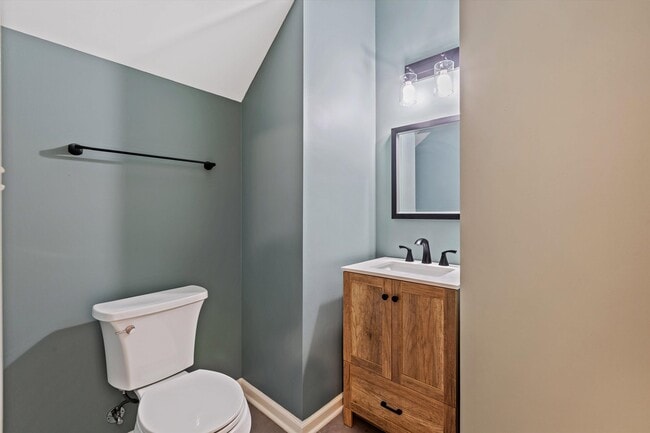 Building Photo - 10492 Ashfarm Way