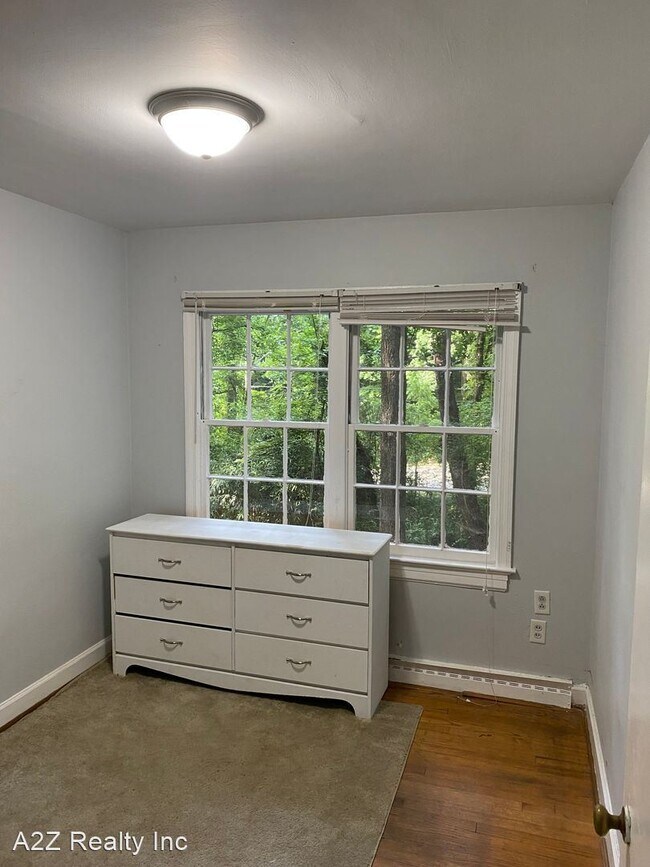Building Photo - 2 br, 1 bath House - 737 Raleigh Road