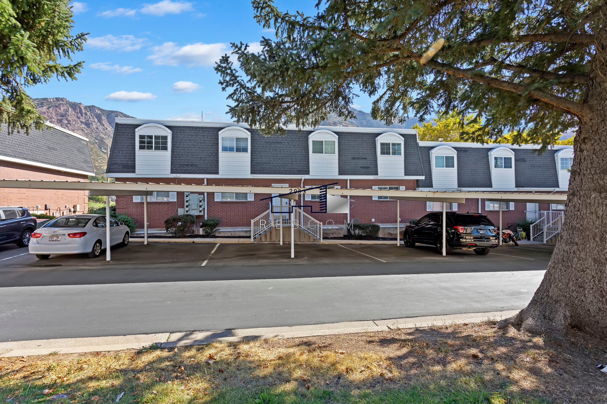 Building Photo - 2983 Taylor Ave