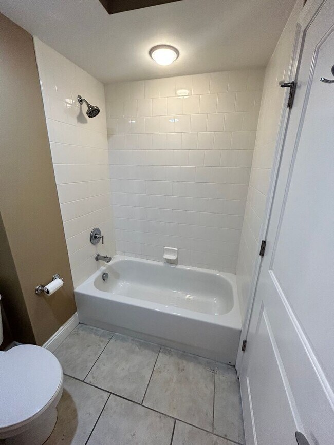 Building Photo - 6422 US-98