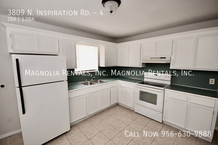 Building Photo - 3809 N Inspiration Rd