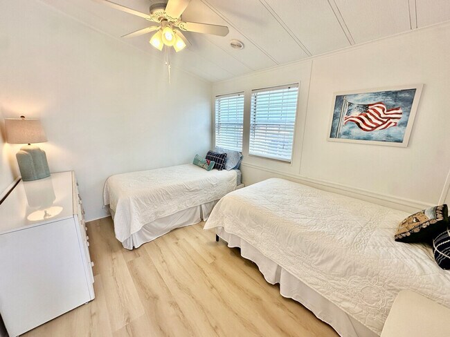 Building Photo - 287 Nettles Blvd