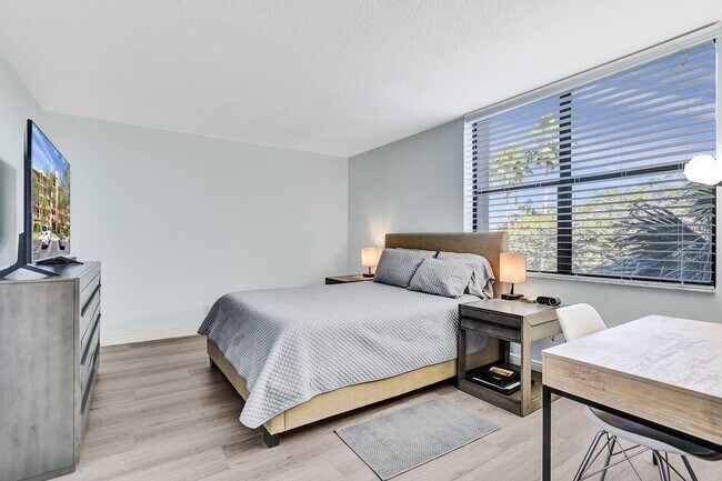 Building Photo - 955 Dotterel Rd