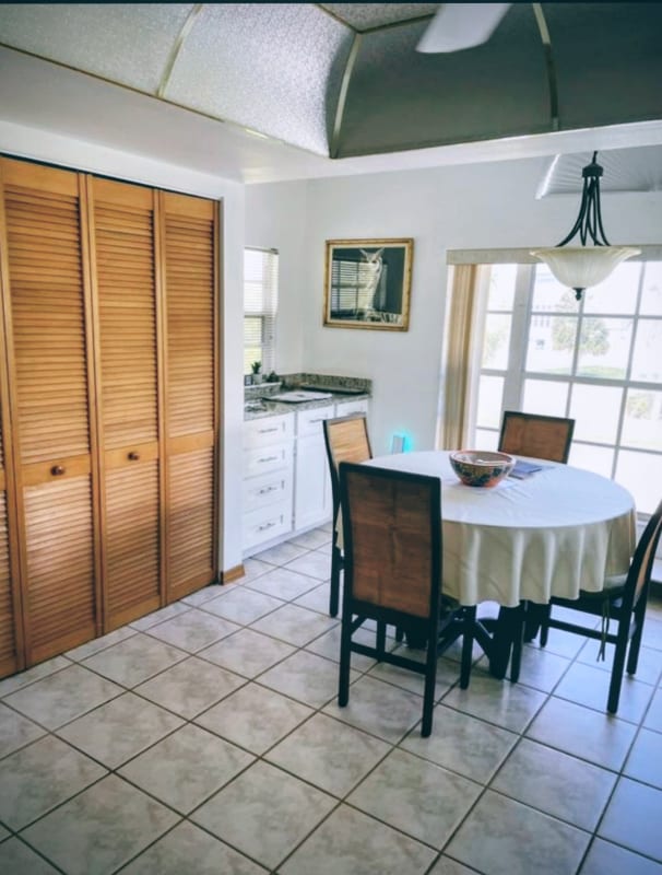 Building Photo - 7639 Wells Ct