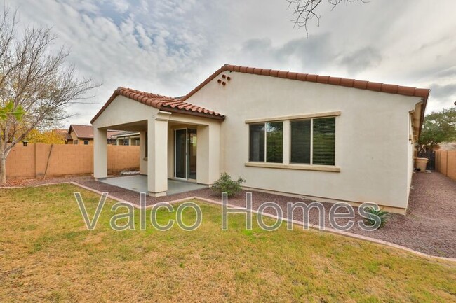 Building Photo - 7688 W Redbird Rd