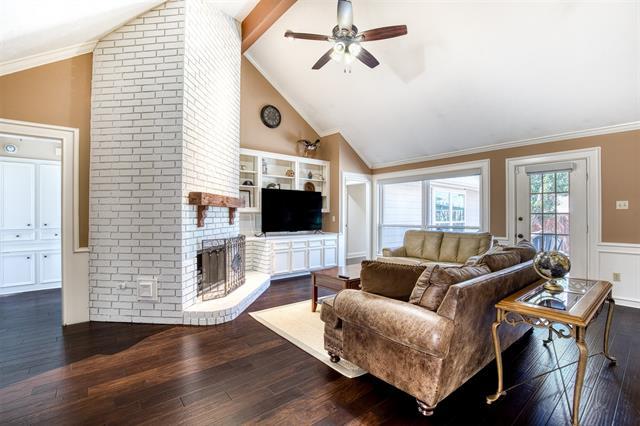 Building Photo - 1311 Royal Palm Ln