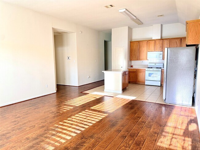 Building Photo - 13743 Canyon Hollow Loop