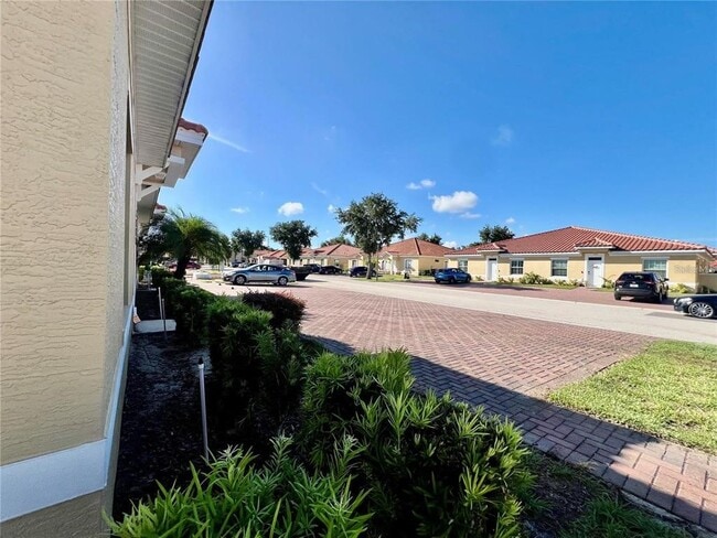 Building Photo - 1780 Coriander Dr