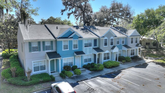 Building Photo - For rent Lake Mary townhouse 2Beth 2.5 bath