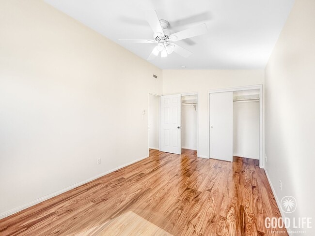 Building Photo - Beautiful 4BD/2BA W/ Large Backyard, AC, a...