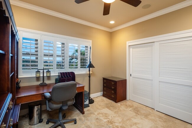 Building Photo - 1170 Kaumailuna Pl