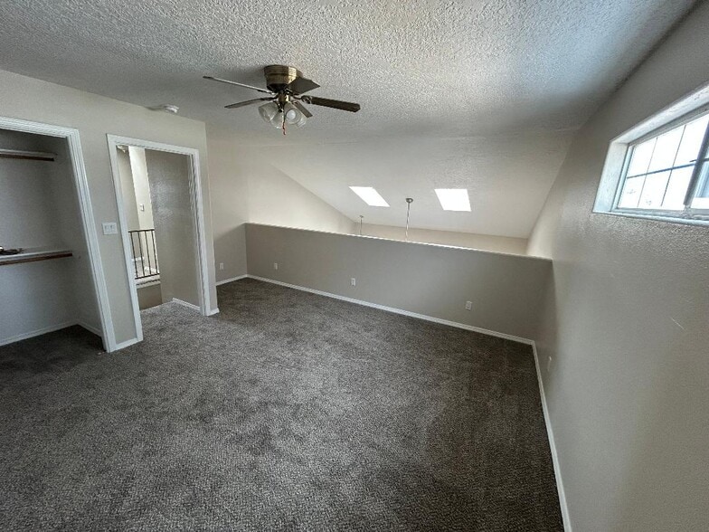 Building Photo - 6609 Saint Josephs Ave NW