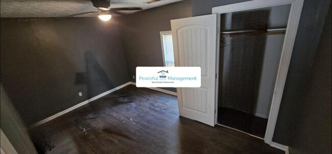 Building Photo - 902 Lawyers Ln