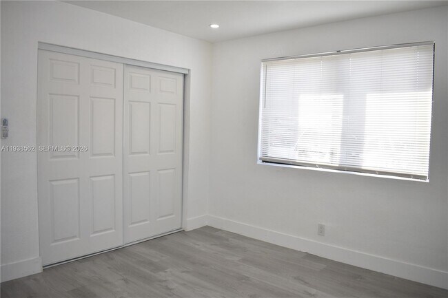 Building Photo - 900 NW 8th Ave