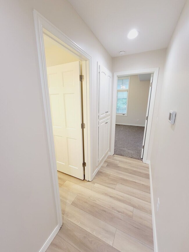 Building Photo - Lots Of New in Marlborough Manor w/ 3 Car Garage