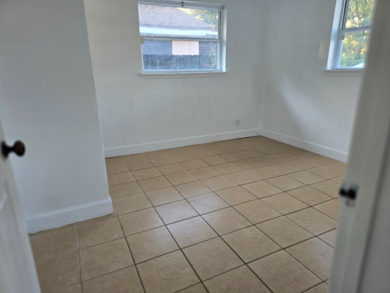 Building Photo - 1832 Callahan St