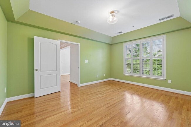Building Photo - 5910 Great Star Dr