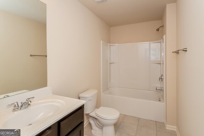 Building Photo - 48 Culver Ridge Dr