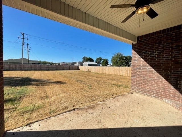 Building Photo - 912 Cook St