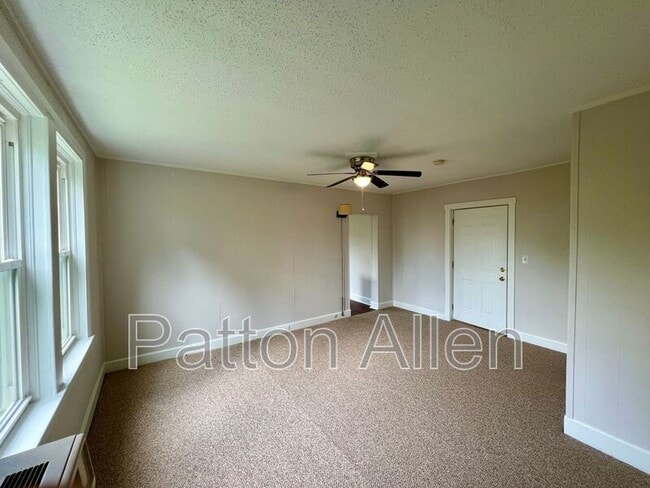Building Photo - 37 Skyview Pl
