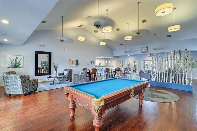 Building Photo - 3893 Pompano Dr SE