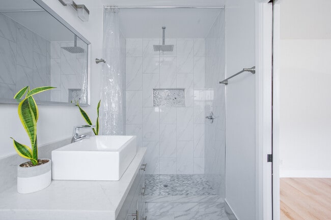 Building Photo - 1211 Detroit N St