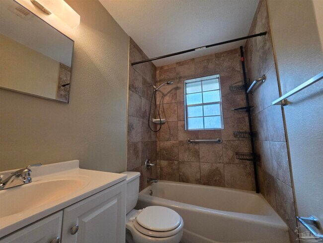 Building Photo - 7816 Sabra Dr
