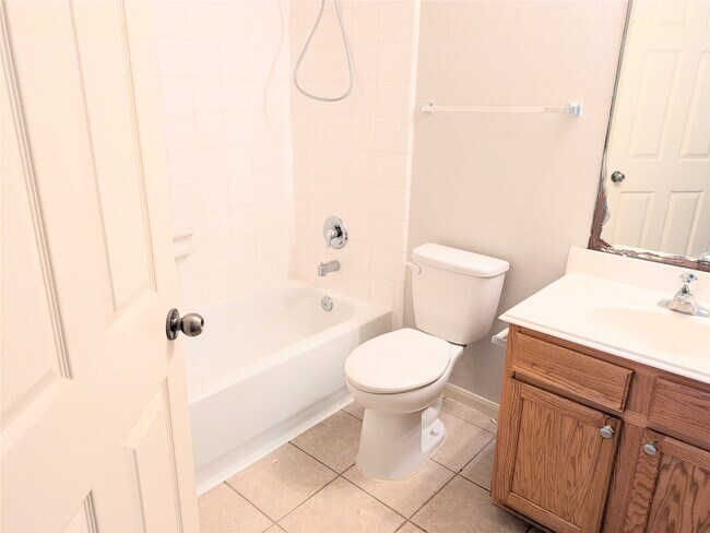 Building Photo - 2716 Park Falls Dr