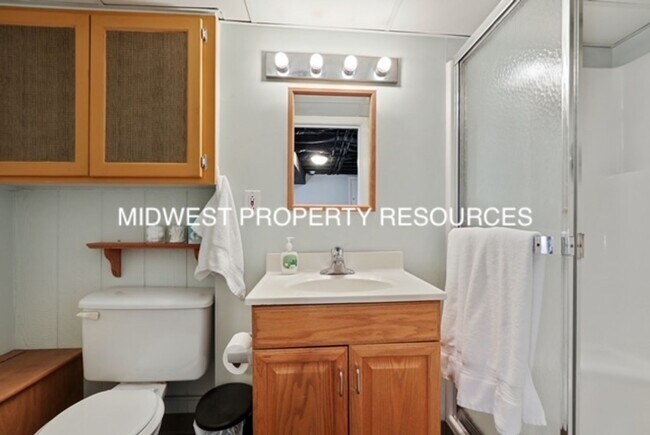 Building Photo - Historic Home in Downtown Lee's Summit