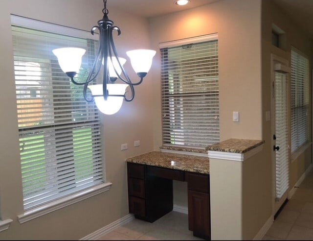 Building Photo - 11 Vershire Cir