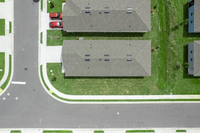 Building Photo - 3302 Pine Lily Ave