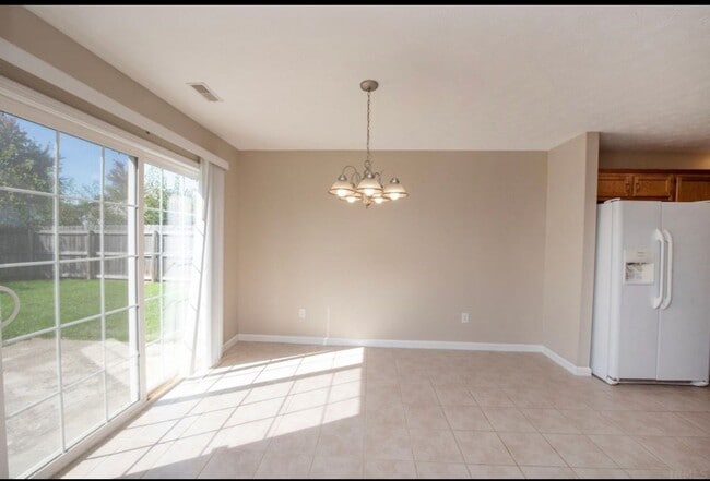 Building Photo - Carrington Estates...3 Bedroom 2 Bath