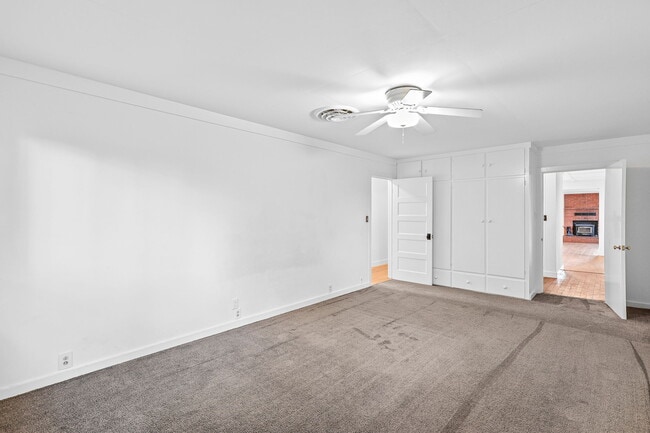 Building Photo - 1640 Highland Ave