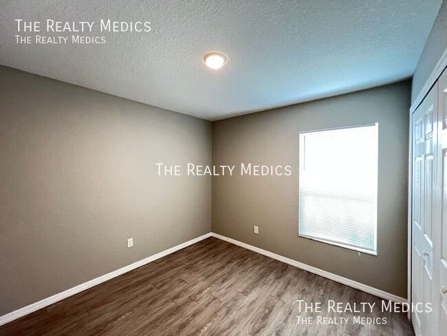 Building Photo - 41 Juniper Pass