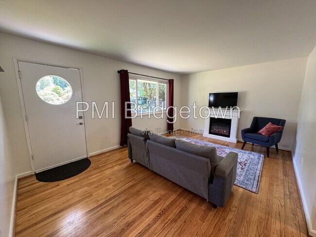 Building Photo - 9725 SE 29th Ave