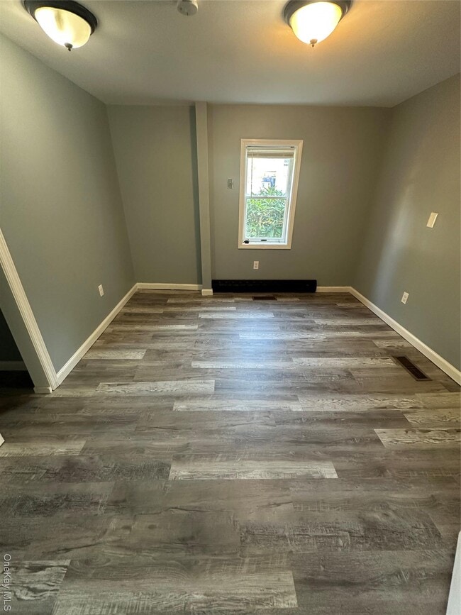 Building Photo - 864 NY-22