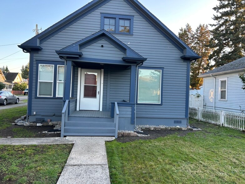 Primary Photo - 304 W Willis St