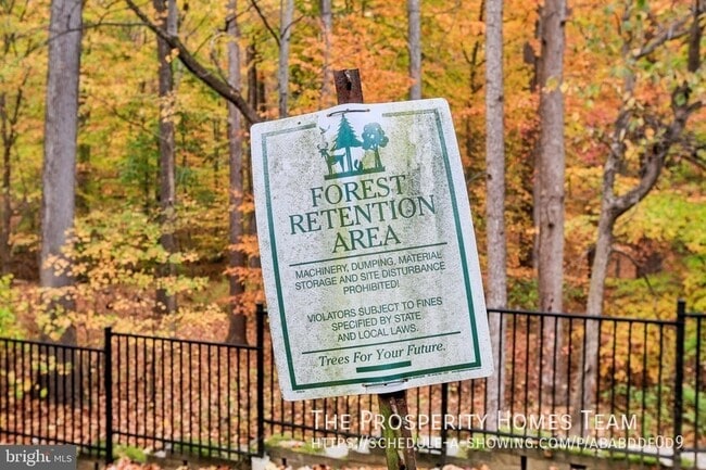 Building Photo - 9384 Rock Ripple Ln