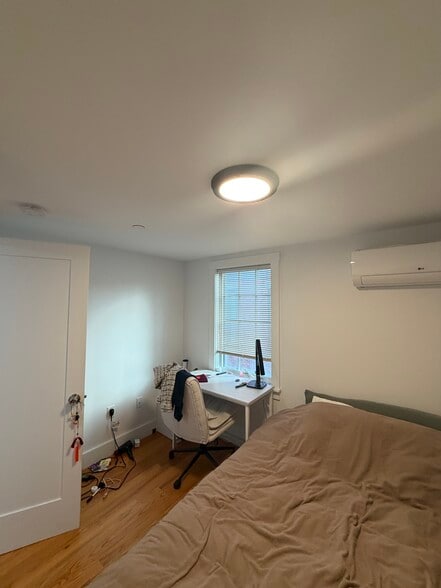 Building Photo - 140 Prospect St