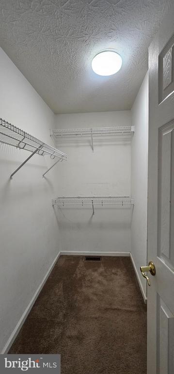 Building Photo - 208 Senseny Glen Dr