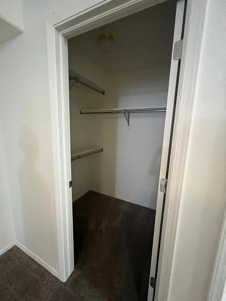 Building Photo - 6170 Colony Cir