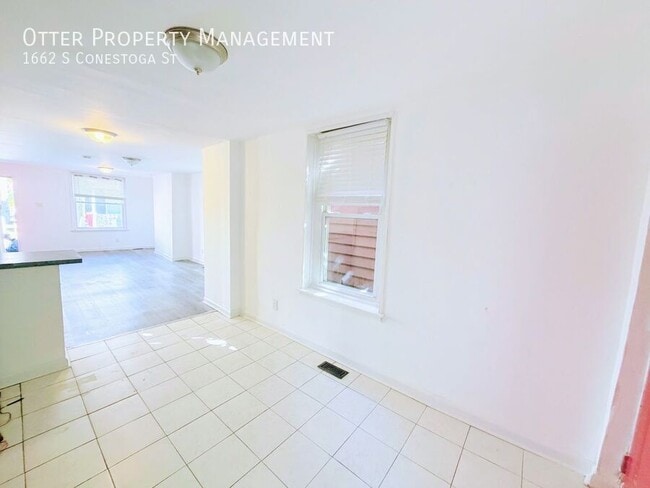 Building Photo - 1662 S Conestoga St