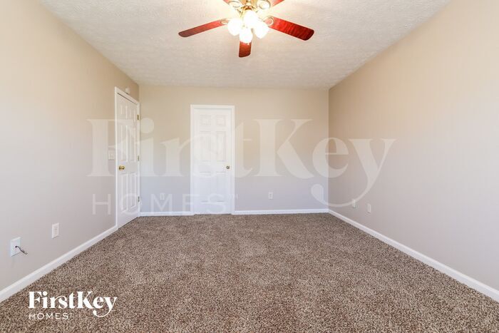 Building Photo - 1273 Royal Ives Ct SE