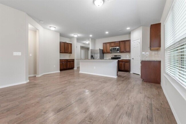 Building Photo - 21231 Bush Brook Bend Path