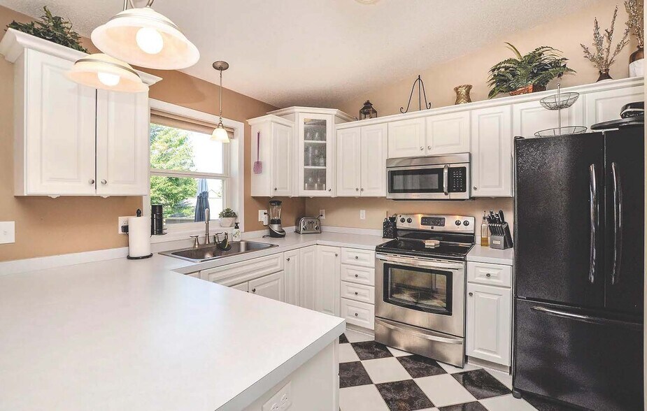 Building Photo - 4831 Opal Ln NW