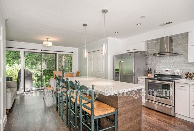 Building Photo - 112 Ashbrooke Dr