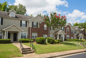 Building Photo - Columbia Wood