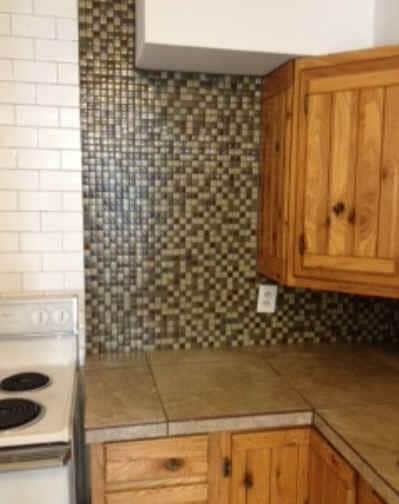 Building Photo - 353 S Elizabeth St