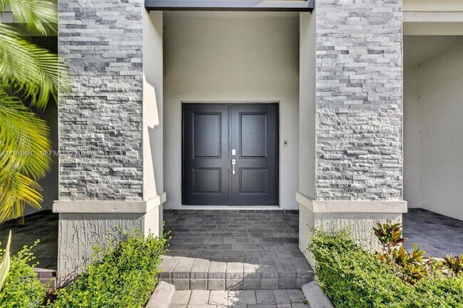 Building Photo - 16767 SW 290th Ln